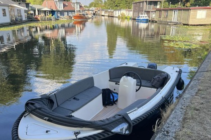 Verhuur Motorboot Riga De Luxe Rotterdam