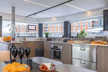 Hire Catamaran  Sunsail 465 Road Town