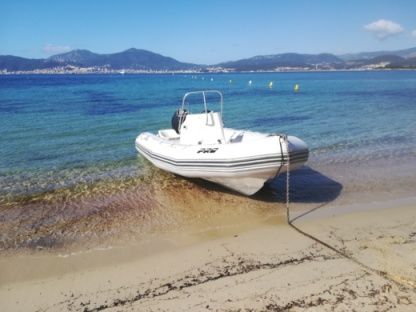 Location Semi-rigide Zodiac Pro Open 550 Calcatoggio