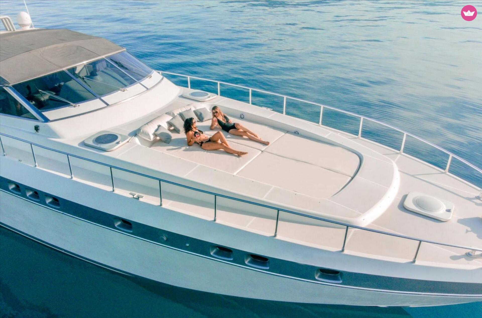 Yacht Mangusta 80 1900cv 3