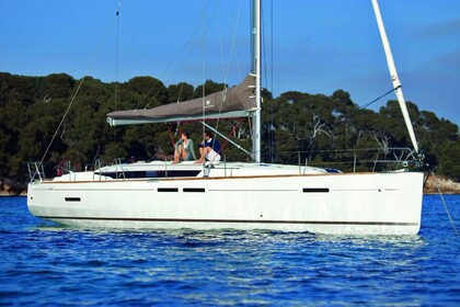 Charter Sailboat Jeanneau Sun Odyssey 449 Saint Thomas