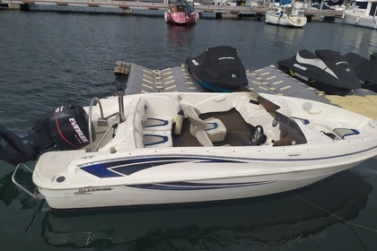Glastron 550 open