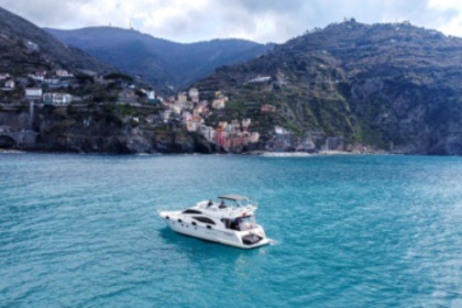 Verhuur Motorboot Ferretti 530 Ameglia