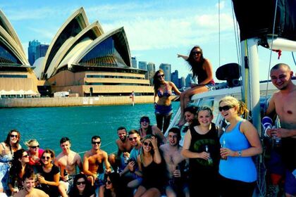 Charter Catamaran Seawind 1160 Resort Sydney
