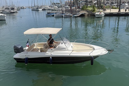 Czarter Łódź motorowa Jeanneau Cap Camarat 7.5 WA Fréjus