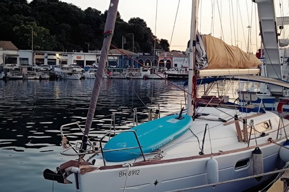 Rental Sailboat Jeanneau Sun Odyssey 32i Corfu