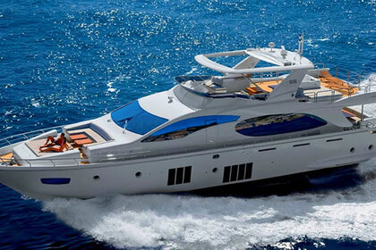 Charter Motor yacht Azimut 88 flybridge Dubai Marina