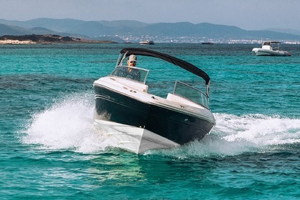 Potente Lancha para pequeño grupo de hasta 6 personas.