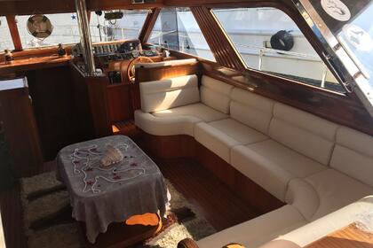 19m luxury Motoryat in Istanbul B2