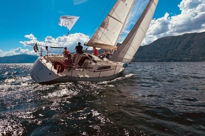 Miete Segelboot Beneteau First 30E Cannero Riviera