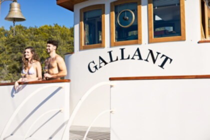 CLASSIC YACHT GALLANT