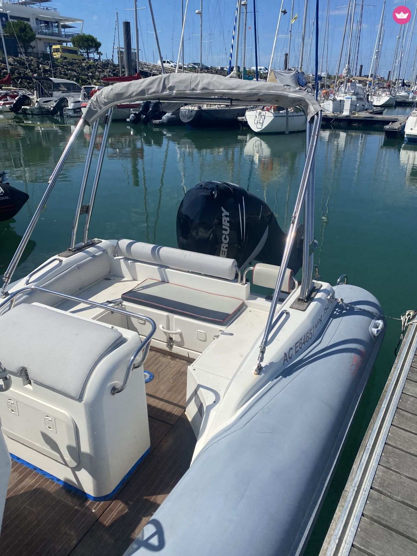 Czarter Nuova Jolly King 750 Rs