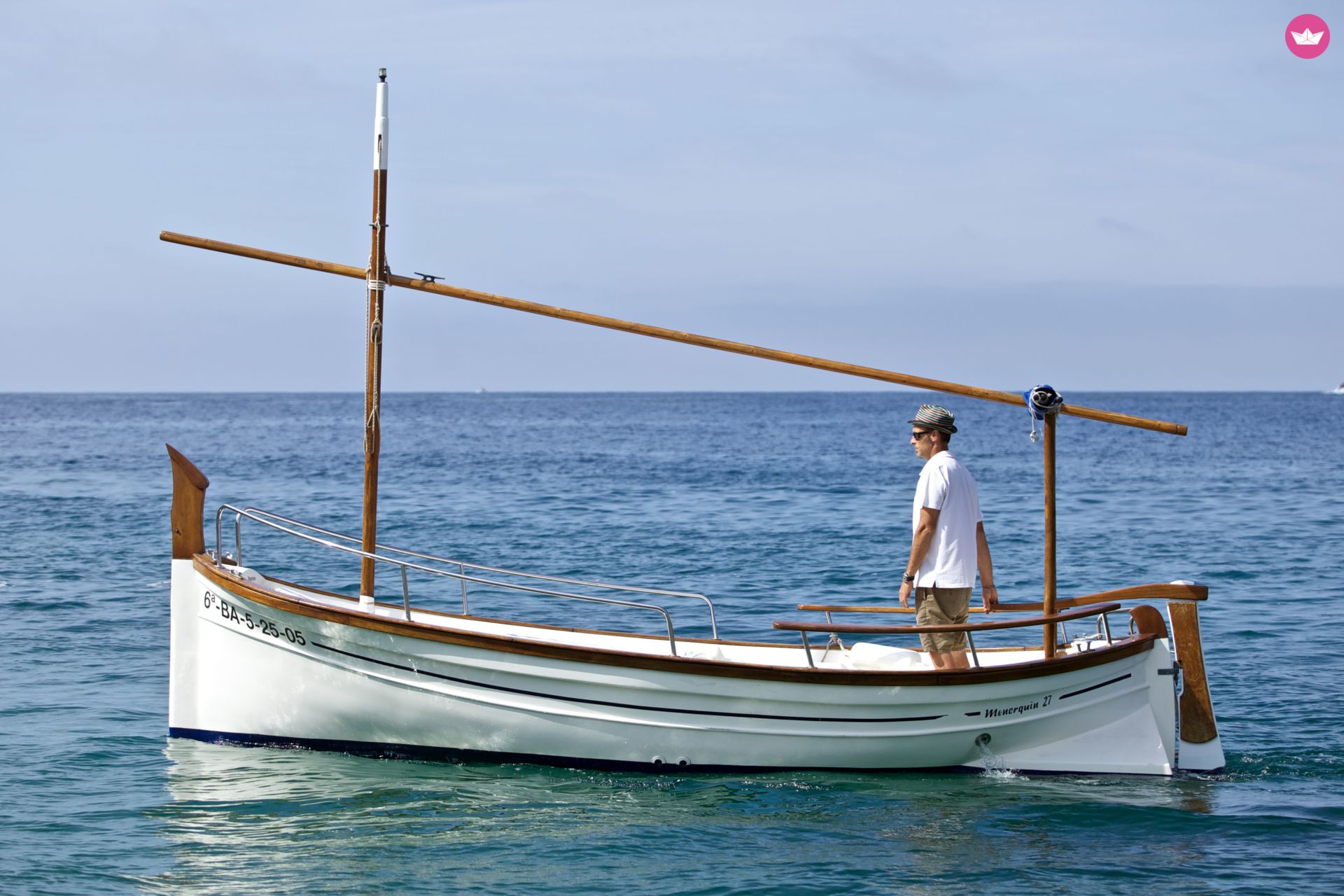 Bateau à moteur MENORQUIN
