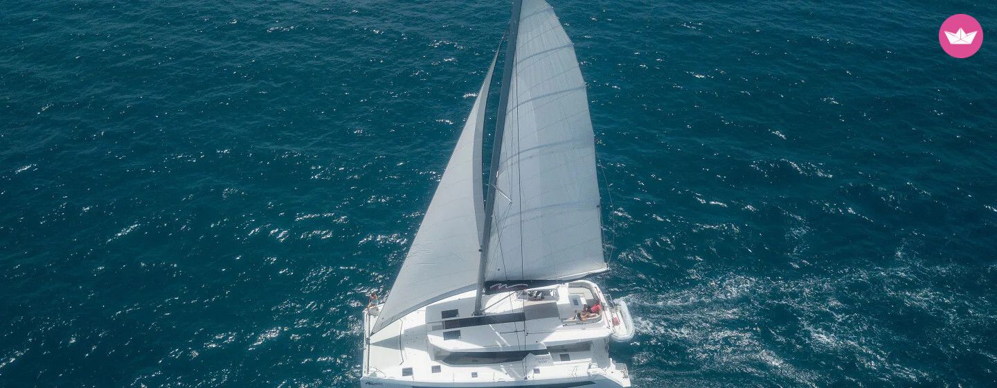 Catamaran Moorings 5000-6 15m 3