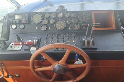 Hyra båt Motorbåt riva 52 Palermo