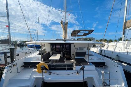 Miete Katamaran Fountaine Pajot Astrea 42 with watermaker Nassau