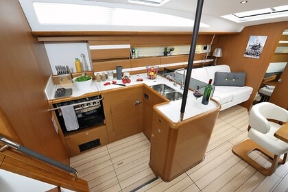 Verhuur Zeilboot Jeanneau Jeanneau 53 - 3 + 1 cab. Bodrum