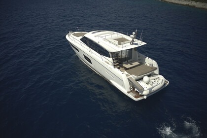 Noleggio Yacht a motore Jeanneau Prestige 550S Palma di Maiorca