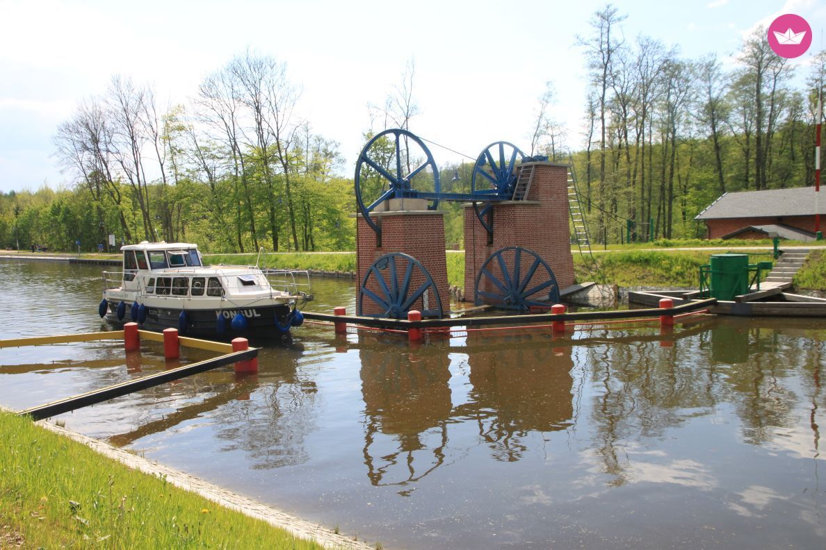 Péniche River Cruiser 39 40cv 7