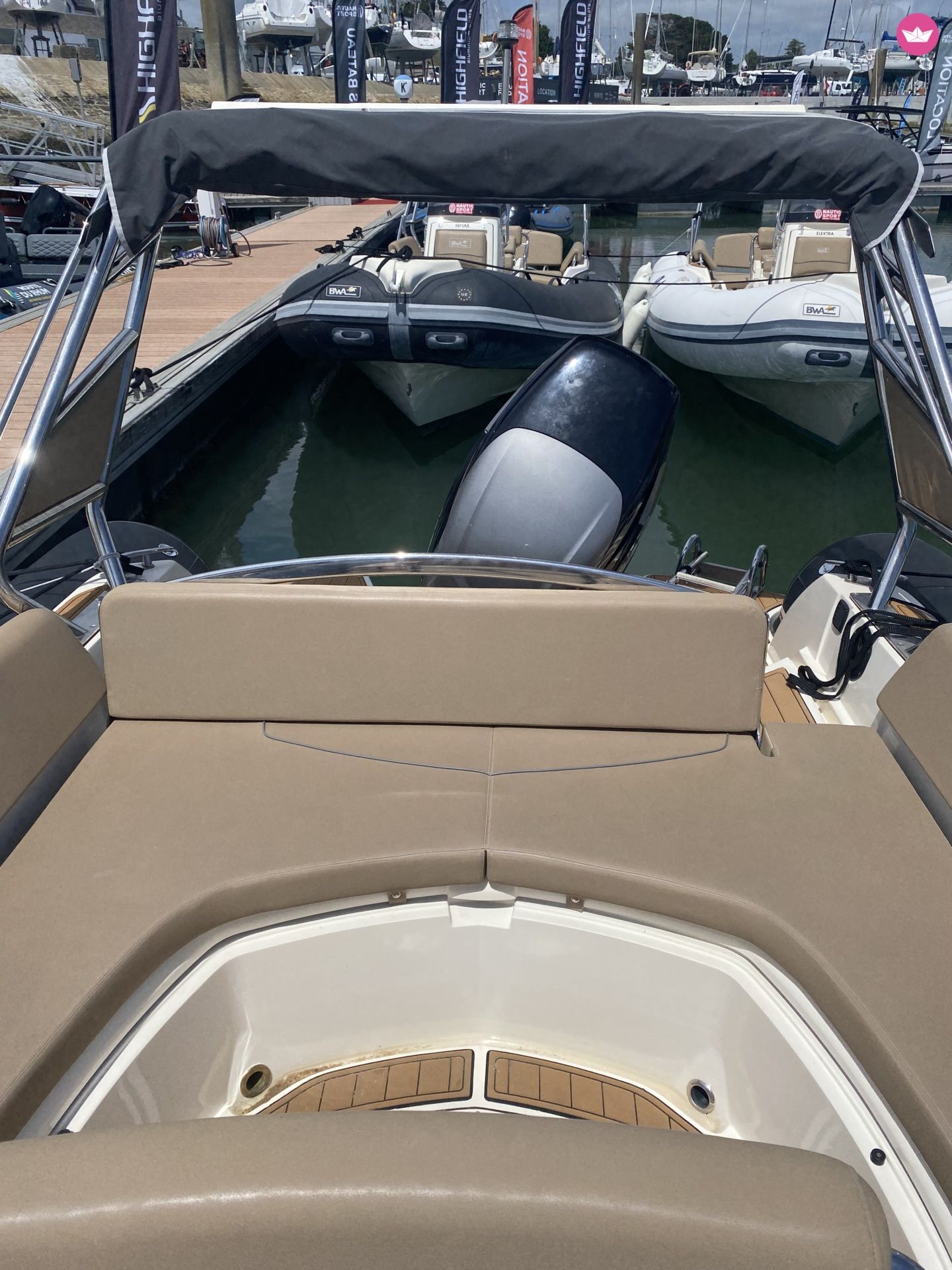 Semi-rigide BWA SPORT 28 325cv 6