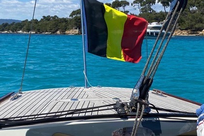 BAIE DE CANNES - ILES DE LERINS 300€/ 1/2J