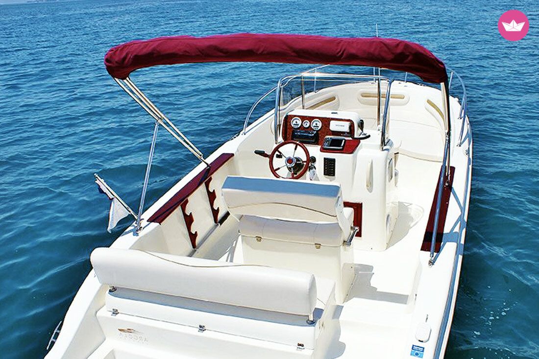 Bateau à moteur Mingolla