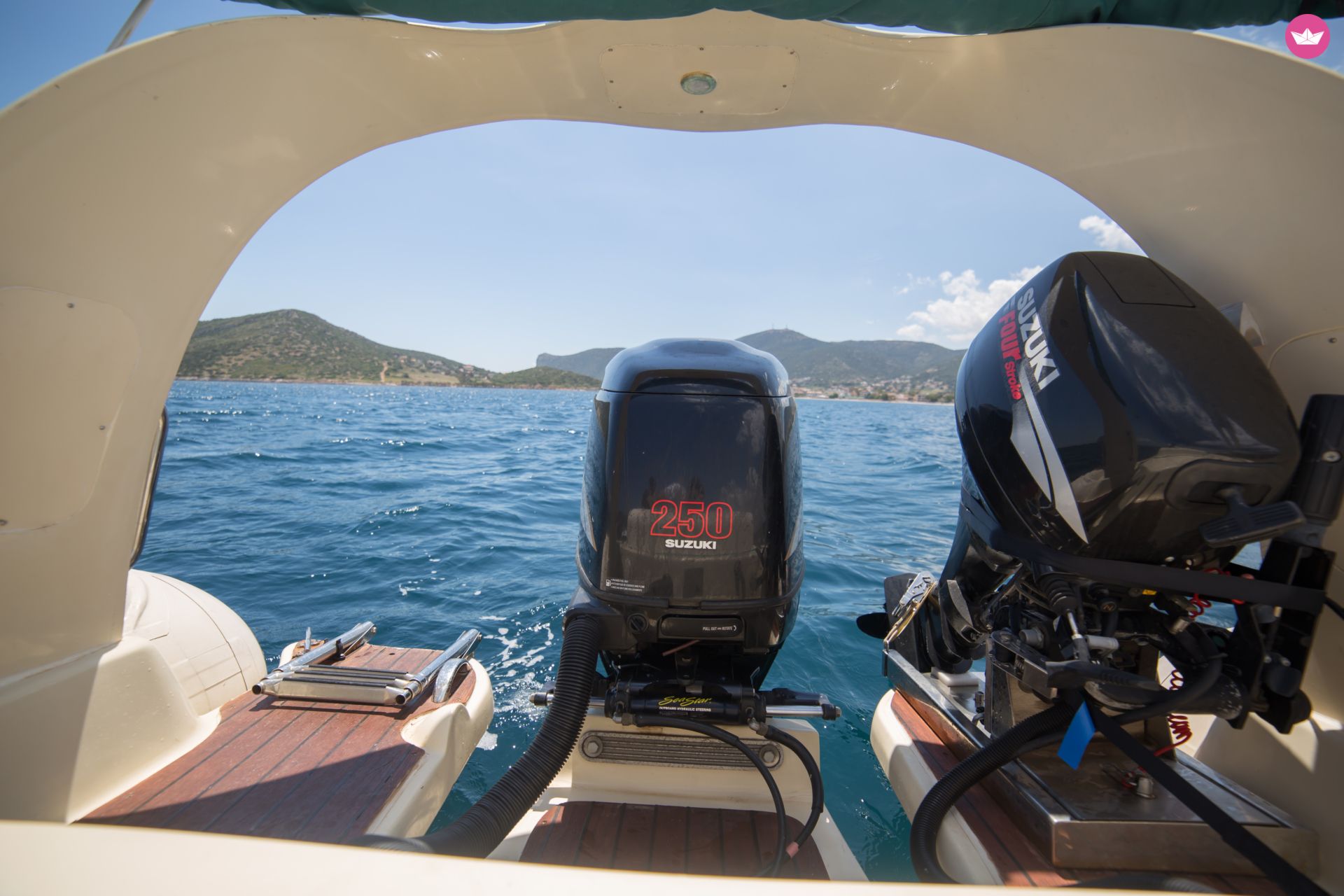 Mostro Corvette 780 in Porto Rafti for hire