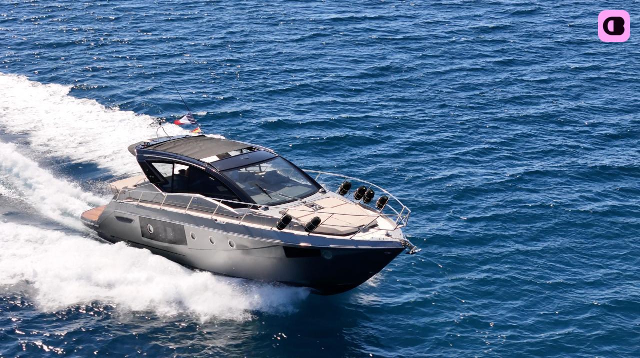 Bateau à moteur Cranchi M44 800cv 5