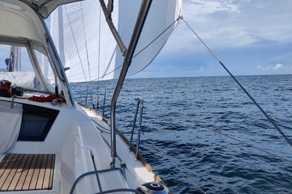 Charter Sailboat Beneteau Oceanis 38.1 Les Sables-d'Olonne