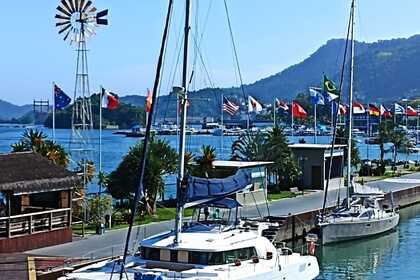 Hire Catamaran Lagoon Lagoon 440 Angra dos Reis