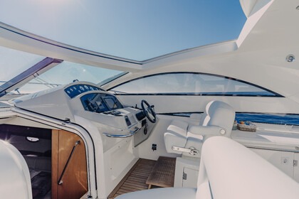 Hyra båt Motorbåt Sunseeker Portofino 53 Ibiza