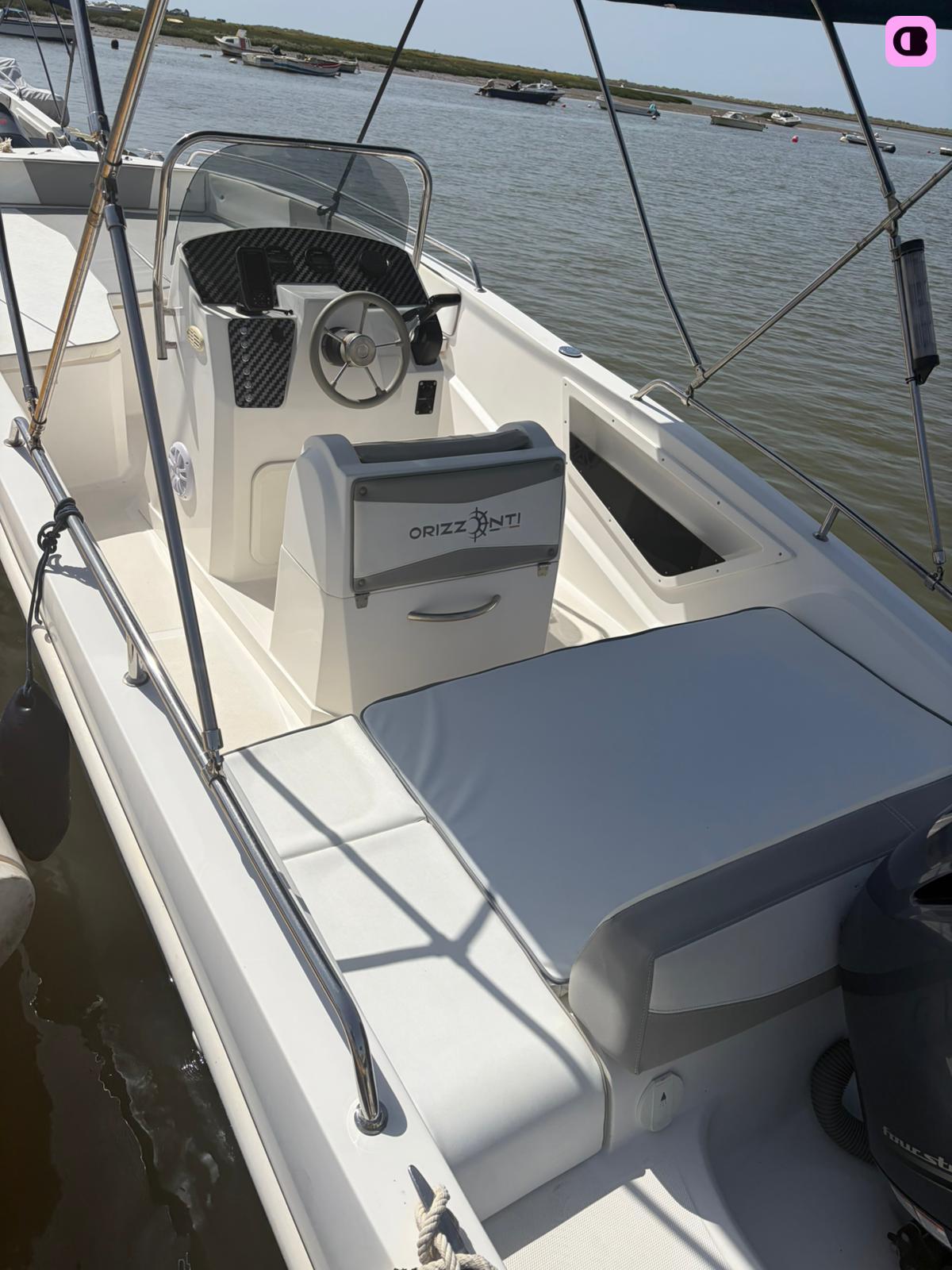 Bateau à moteur Orizonti Nautilus 150cv 6