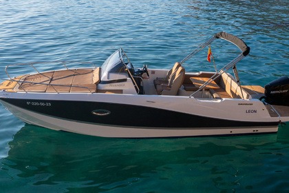 Quicksilver 755 Sundeck - Leon