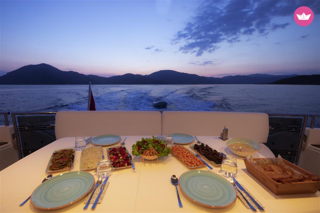 Yacht Princess 21M 2680cv 8