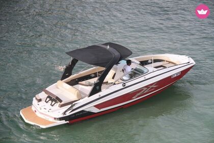 Rental Motorboat Regal 24 Fasdeck V8 300cv Antibes