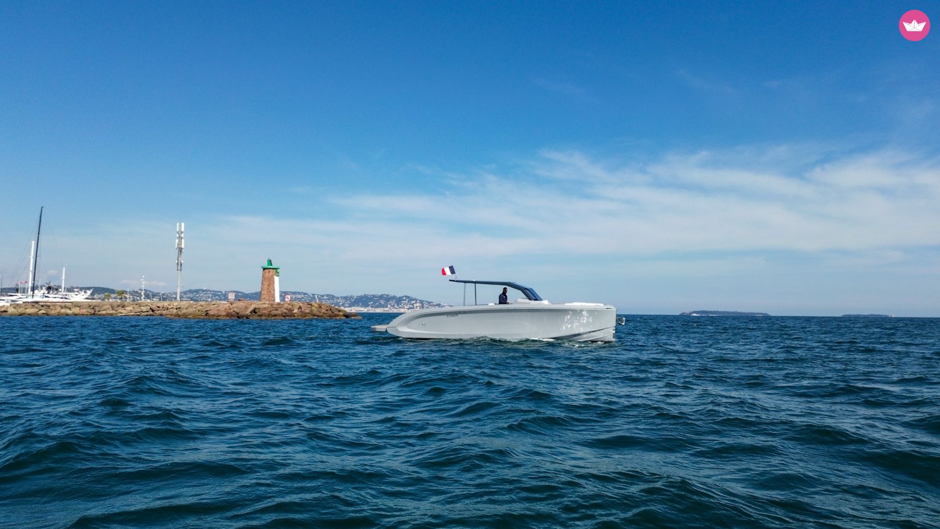 Bateau à moteur RANDBOAT ESCAPE 30 430cv