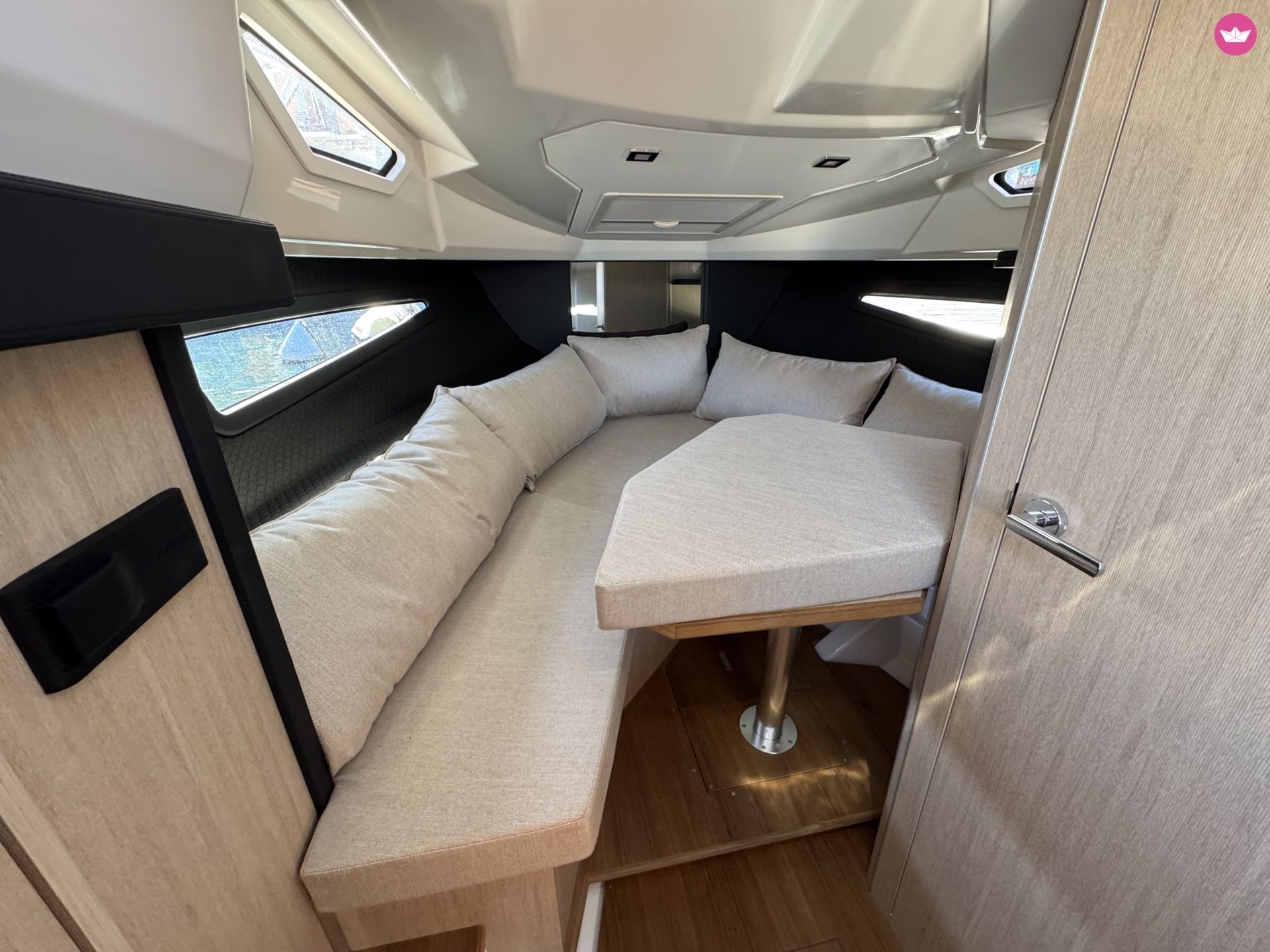 Bateau à moteur Cranchi E30 Endurance 350cv 4