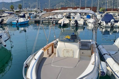 Noleggio Barca senza patente  TECNOMARINER STEALTH OPERA 570 La Spezia
