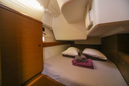 Verhuur Zeilboot Jeanneau Sun Odyssey 519 - 5 + 1 cab. Trogir