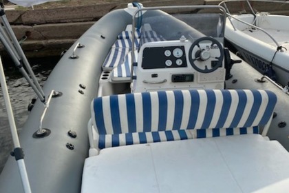 Чартер RIB (надувная моторная лодка) Zodiac Medline 2 Порто-Веккьо