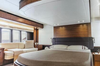 Yacht a motore TRINITY 1800 HP (2018)