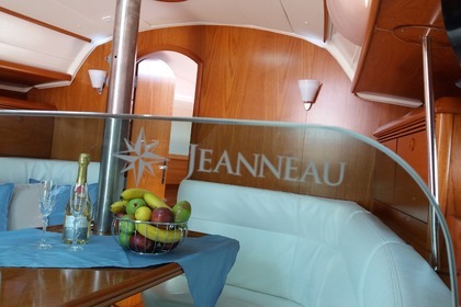 Jeanneau Sun Odyssey 35