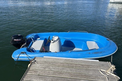 Location Bateau sans permis  regiflex CAP 370 Port Grimaud