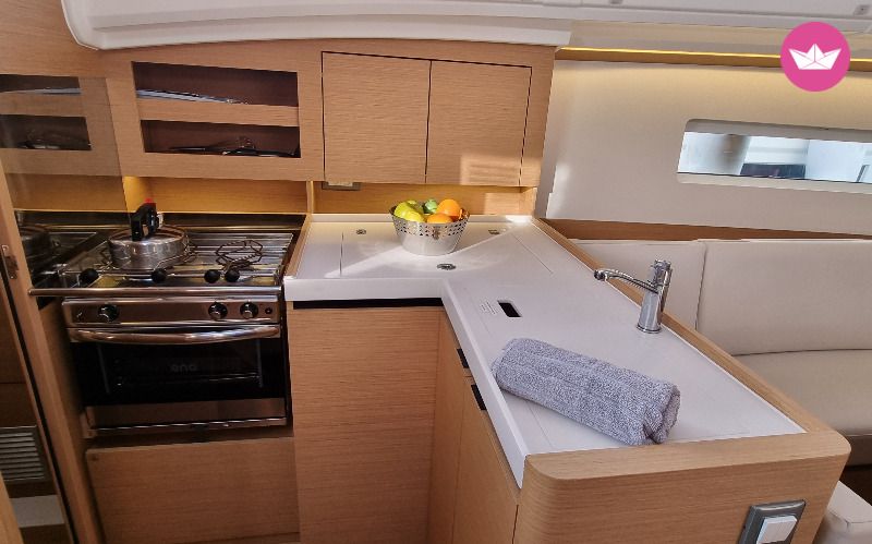 Voilier SUN ODYSSEY 380 SUNNY 11m 7