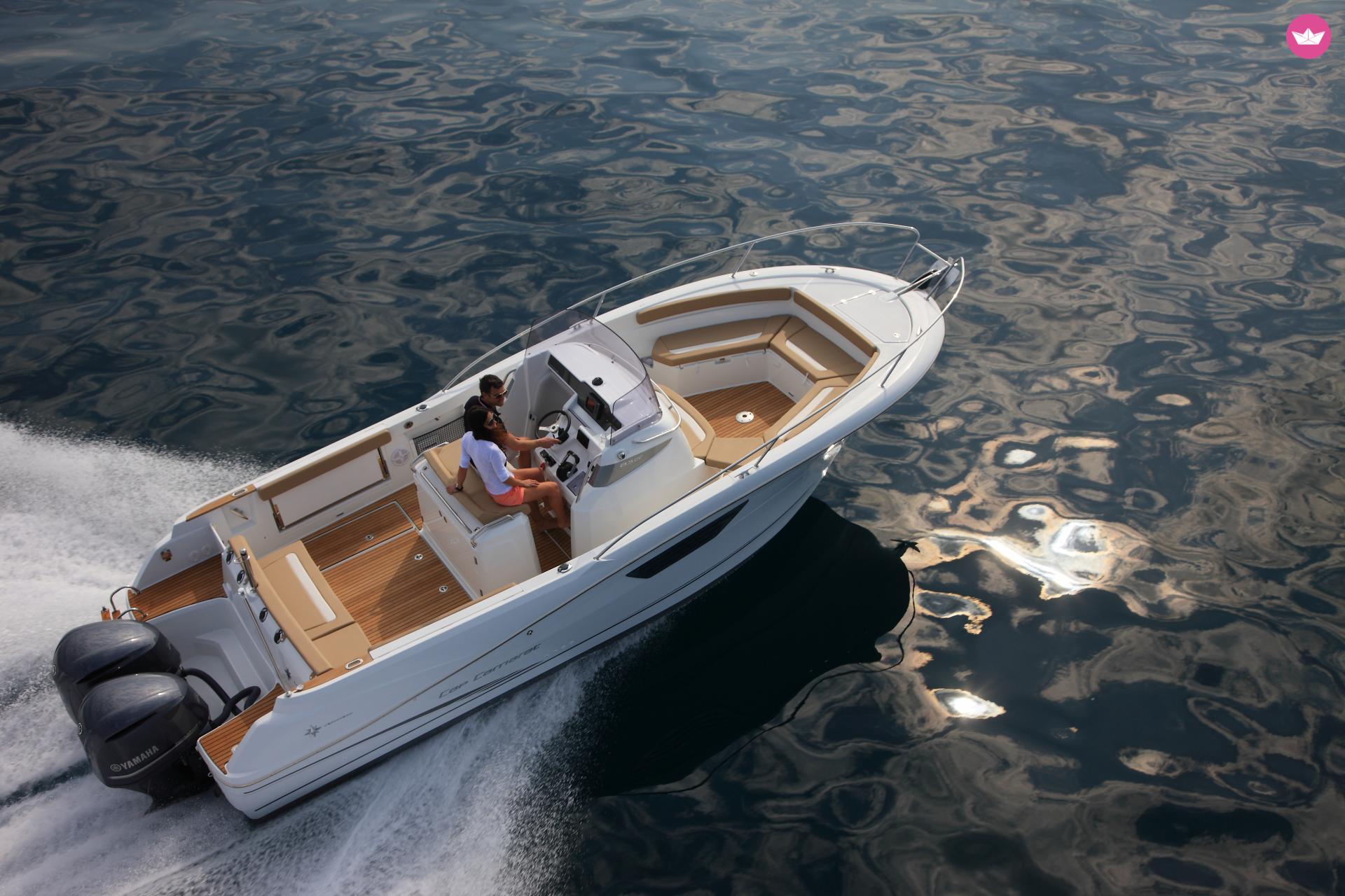 Bateau à moteur Jeanneau Cap Camarat 8.5 Cc 450cv 5