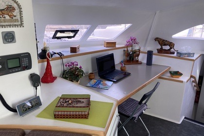 Porquerolles en Catamaran a voiles