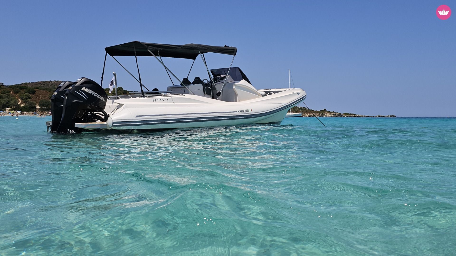 Charter Zar 85Sl RIB (2018) in Saint-Florent - Click&Boat