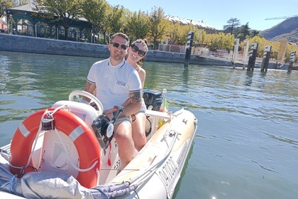 Hyra båt Båt utan licens  Seatec Pro sport 310 - Prezzo per una giornata 8 ore Como