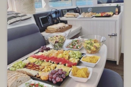 PRIVATE Catamaran Lagoon 440