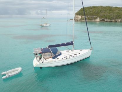 Charter Sailboat Beneteau Cyclades 39.3 Saint-Francois